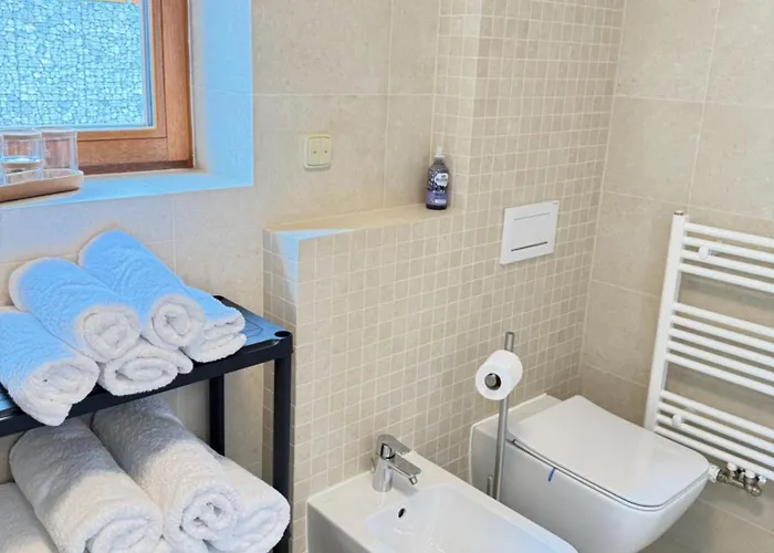 Familyvilla, New 4 Luxury Big Apartments, Parking Апартаменты Прага
