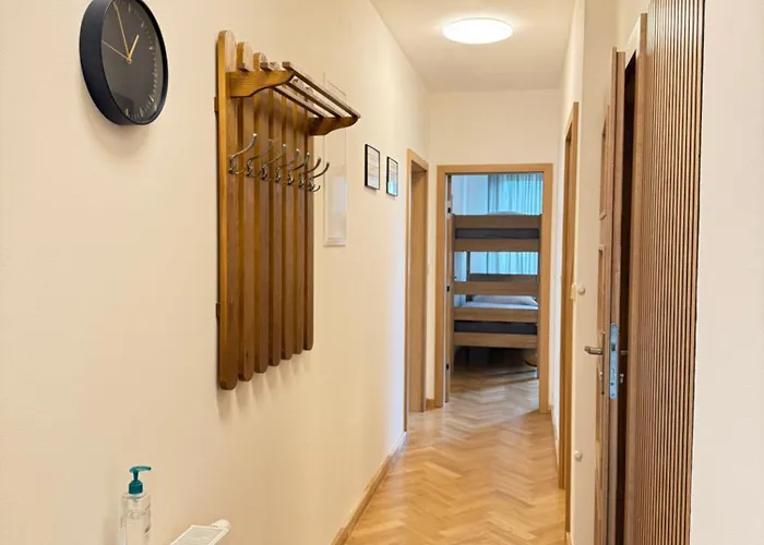 Апартаменты Familyvilla, New 4 Luxury Big Apartments, Parking Прага