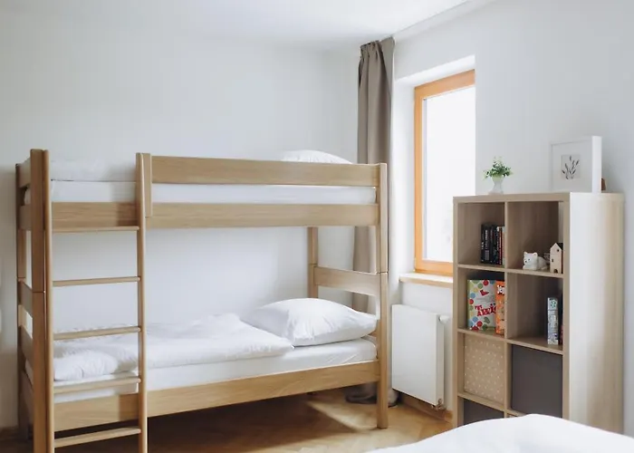 Familyvilla, New 4 Luxury Big Apartments, Parking *