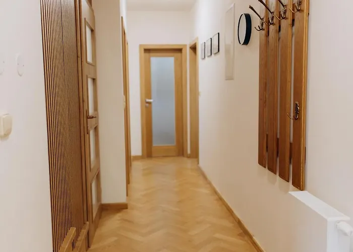 Апартаменты Familyvilla, New 4 Luxury Big Apartments, Parking Прага