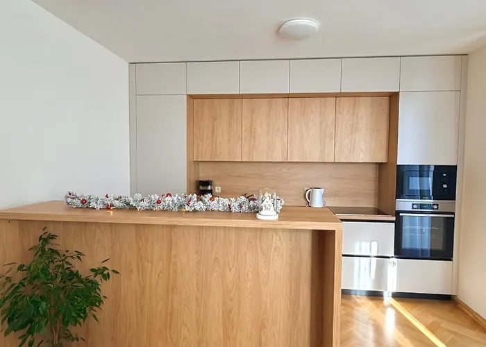 Апартаменты Familyvilla, New 4 Luxury Big Apartments, Parking *