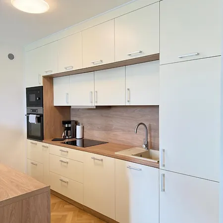 Apartment Familyvilla, New 4 Luxury Big Apartments, Parking Prag