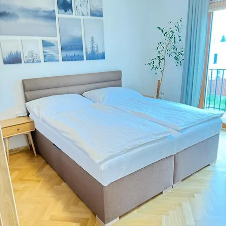 Familyvilla, New 4 Luxury Big Apartments, Parking
