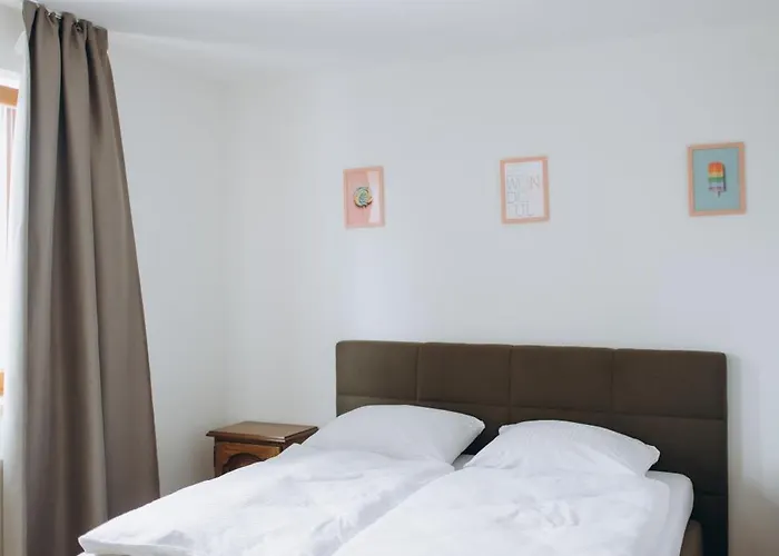 Familyvilla, New 4 Luxury Big Apartments, Parking Apartament