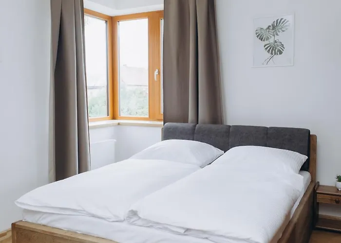 Apartament Familyvilla, New 4 Luxury Big Apartments, Parking Praga