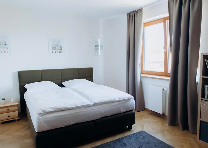 Apartament Familyvilla, New 4 Luxury Big Apartments, Parking Praga