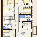 Familyvilla, New 4 Luxury Big Apartments, Parking
