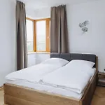 Апартаменты Familyvilla, New 4 Luxury Big Apartments, Parking Прага