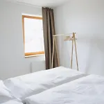 Familyvilla, New 4 Luxury Big Apartments, Parking Prag