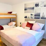 Familyvilla, New 4 Luxury Big Apartments, Parking Lejlighed Prag