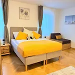 Lejlighed Familyvilla, New 4 Luxury Big Apartments, Parking