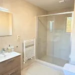 Familyvilla, New 4 Luxury Big Apartments, Parking * Prag