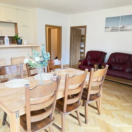 Apartment Familyvilla, New 4 Luxury Big Apartments, Parking *