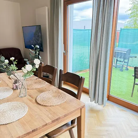 Apartment Familyvilla, New 4 Luxury Big Apartments, Parking *