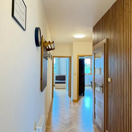 Apartment Familyvilla, New 4 Luxury Big Apartments, Parking *