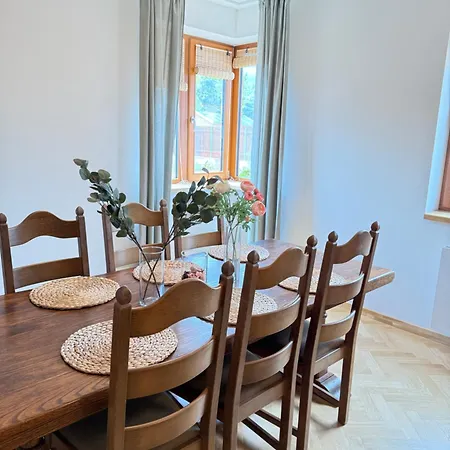Familyvilla, New 4 Luxury Big Apartments, Parking Apartament