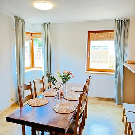 Familyvilla, New 4 Luxury Big Apartments, Parking Apartment