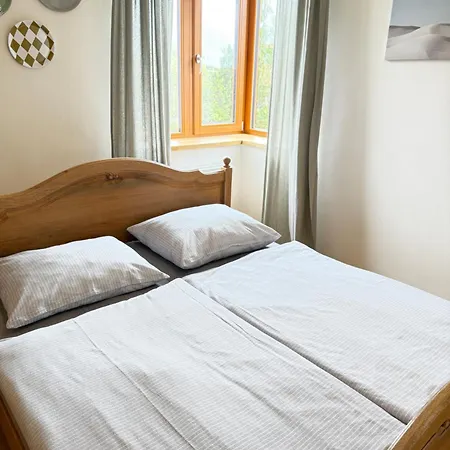 Familyvilla, New 4 Luxury Big Apartments, Parking *