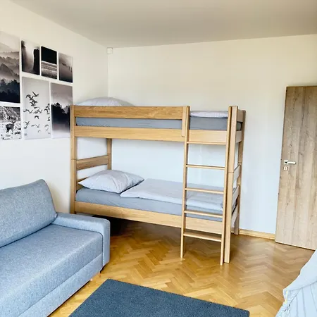 Familyvilla, New 4 Luxury Big Apartments, Parking Prague