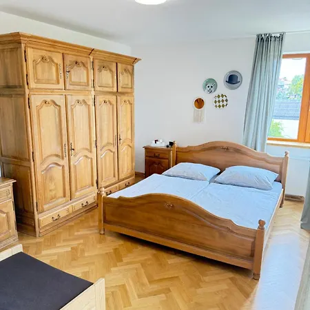 Familyvilla, New 4 Luxury Big Apartments, Parking Apartment