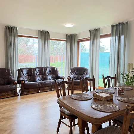 Apartment Familyvilla, New 4 Luxury Big Apartments, Parking *