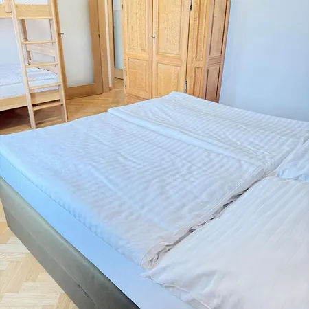 Apartment Familyvilla, New 4 Luxury Big Apartments, Parking