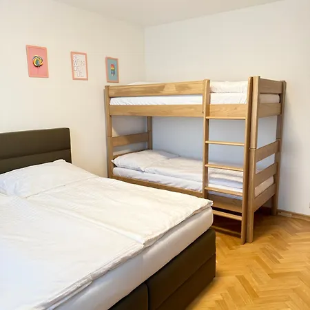 Apartment Familyvilla, New 4 Luxury Big Apartments, Parking *