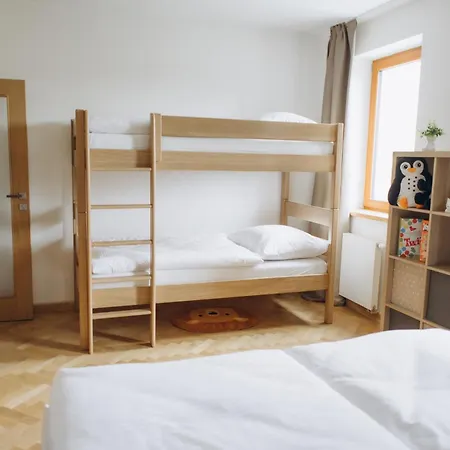 Familyvilla, New 4 Luxury Big Apartments, Parking