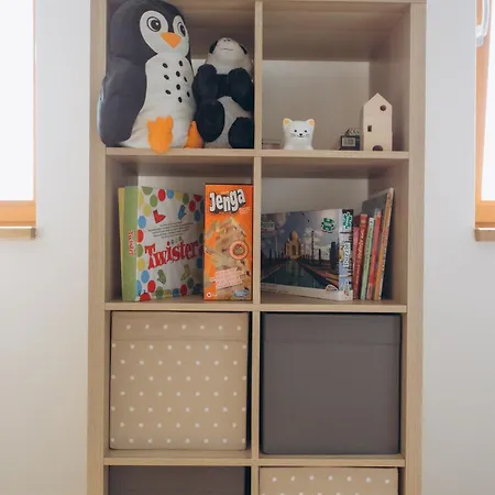 Familyvilla, New 4 Luxury Big Apartments, Parking * פראג