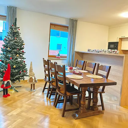 Familyvilla, New 4 Luxury Big Apartments, Parking 公寓 布拉格