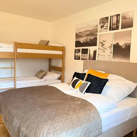 Lejlighed Familyvilla, New 4 Luxury Big Apartments, Parking *