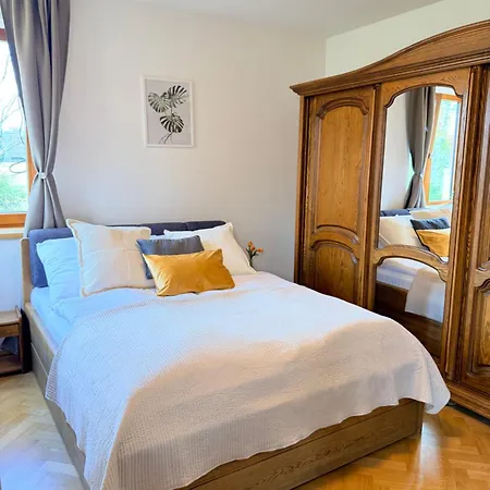 Lejlighed Familyvilla, New 4 Luxury Big Apartments, Parking *