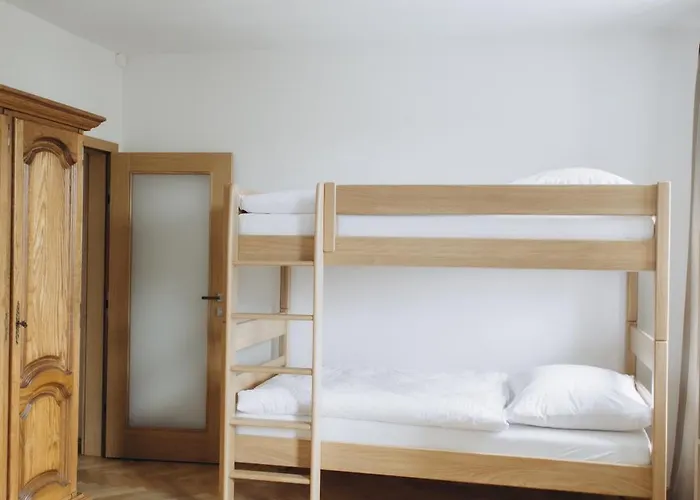 Familyvilla, New 4 Luxury Big Apartments, Parking