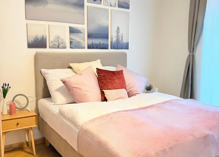 Daire Familyvilla, New 4 Luxury Big Apartments, Parking