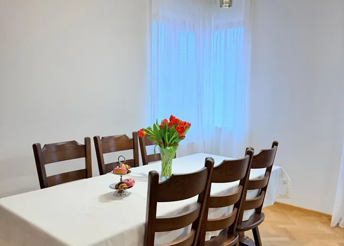 아파트 Familyvilla, New 4 Luxury Big Apartments, Parking 프라하