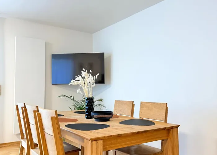 아파트 Familyvilla, New 4 Luxury Big Apartments, Parking *