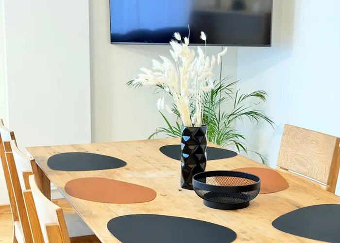 아파트 Familyvilla, New 4 Luxury Big Apartments, Parking *
