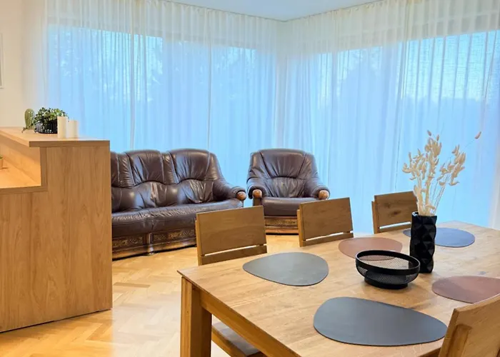 Familyvilla, New 4 Luxury Big Apartments, Parking 아파트 프라하