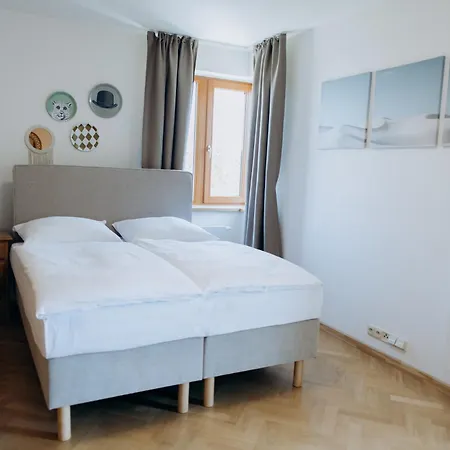 Familyvilla, New 4 Luxury Big Apartments, Parking