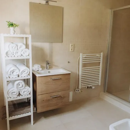 Familyvilla, New 4 Luxury Big Apartments, Parking Apartament Praga