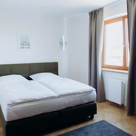 Διαμέρισμα Familyvilla, New 4 Luxury Big Apartments, Parking Πράγα
