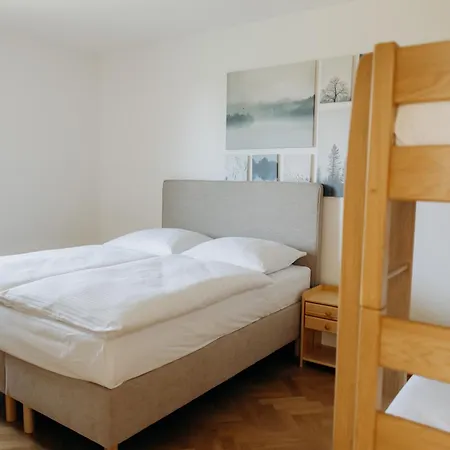Apartament Familyvilla, New 4 Luxury Big Apartments, Parking Praga
