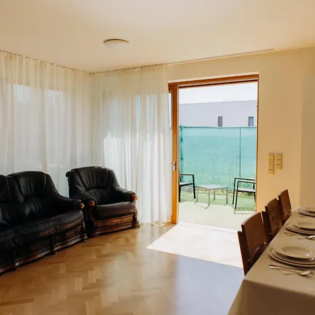 Familyvilla, New 4 Luxury Big Apartments, Parking Apartament