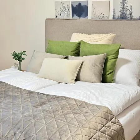 Apartament Familyvilla, New 4 Luxury Big Apartments, Parking *