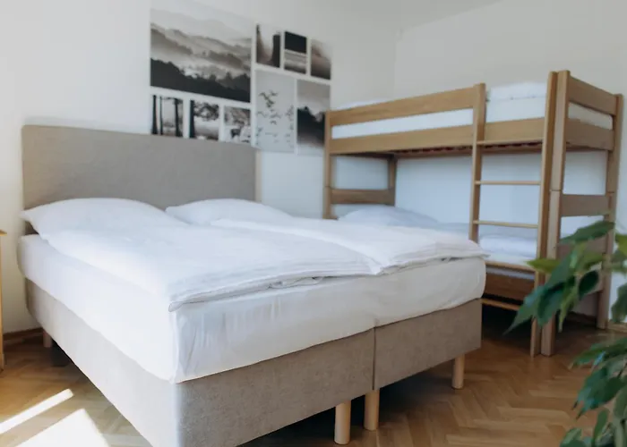 Familyvilla, New 4 Luxury Big Apartments, Parking Πράγα