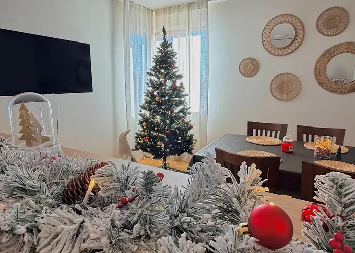 Familyvilla, New 4 Luxury Big Apartments, Parking Daire *
